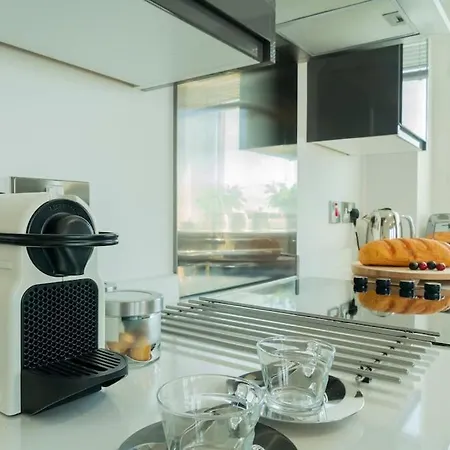 Apartman Penthouse With Gated Parking Close To Center York